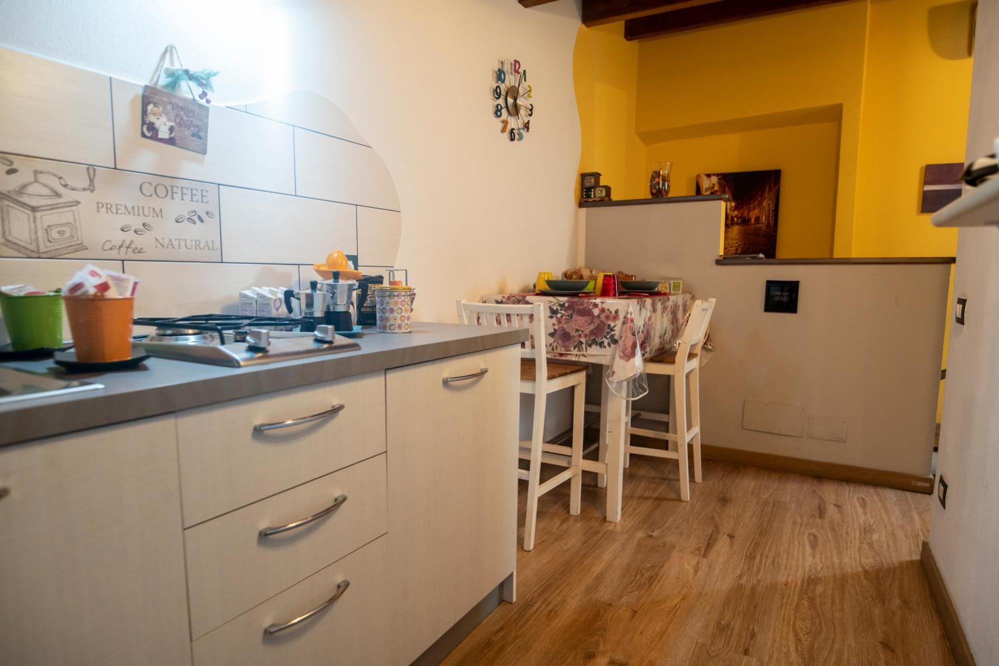 Domoruja B&B Sassari Bagian luar foto