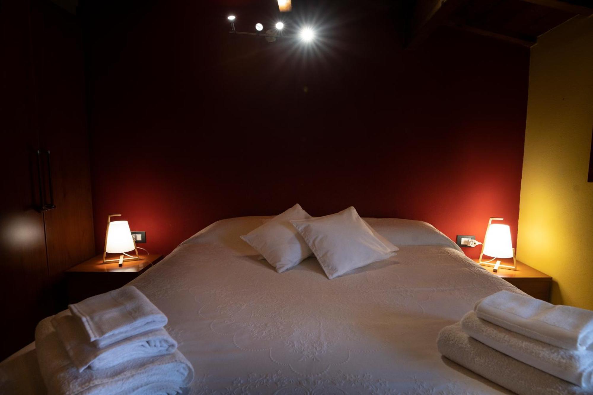 Domoruja B&B Sassari Bagian luar foto