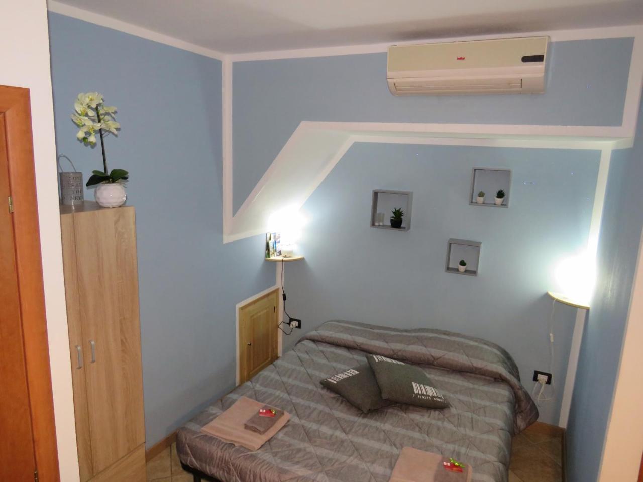 Domoruja B&B Sassari Bagian luar foto