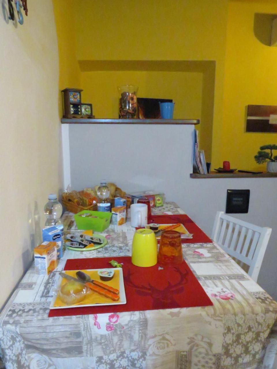 Domoruja B&B Sassari Bagian luar foto