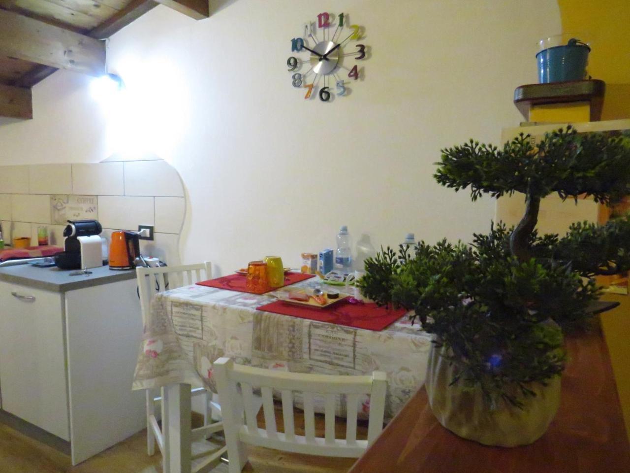 Domoruja B&B Sassari Bagian luar foto